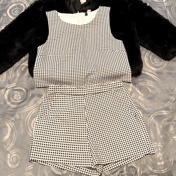 Super Cute Summer BlackxWhite lot! - Picture 4 of 6